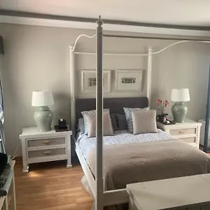 https://banus-lovely-apartment.es-andalucia.com