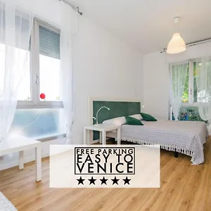 https://appartamento-elite-comodo-free-park-accesso-easy-a-venezia.hotelinveneto.com