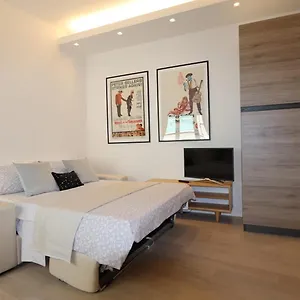 https://casanova-luxury-home.hotelinveneto.com